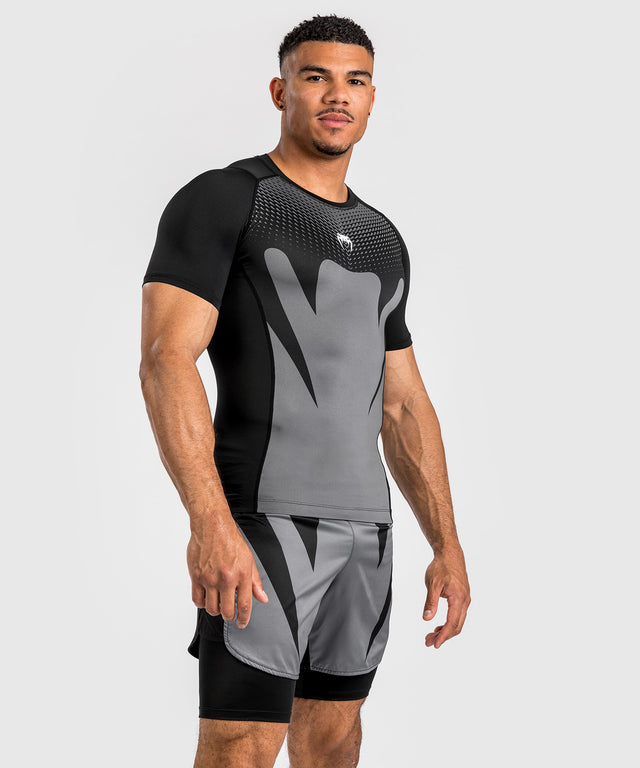 Venum Rashguard Attack Short Sleeve - Black/Gray