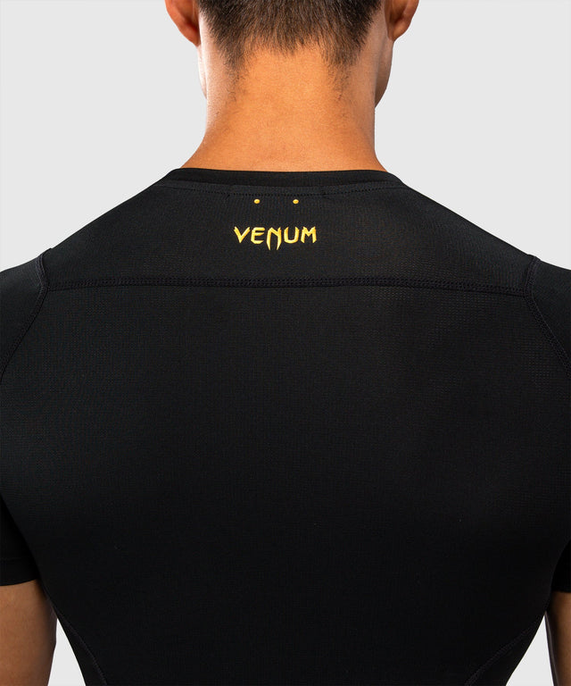 Venum Rashguard G-Core Korte Mouwen - Zwart/Goud