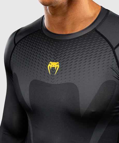 Venum Longsleeve Attack Lange Mouwen - Zwart/Goud