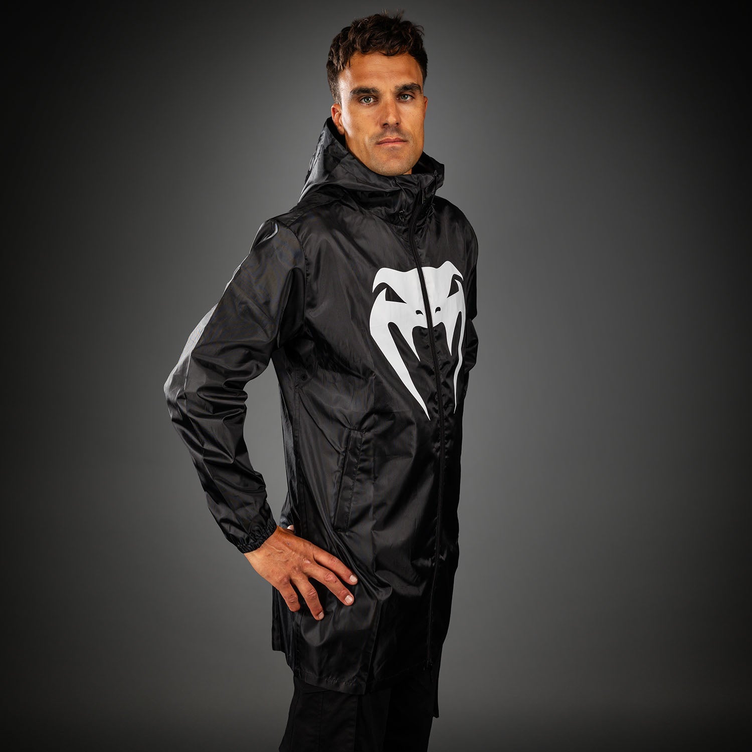 Venum MX Basics Lange Regenjas - Zwart/Wit
