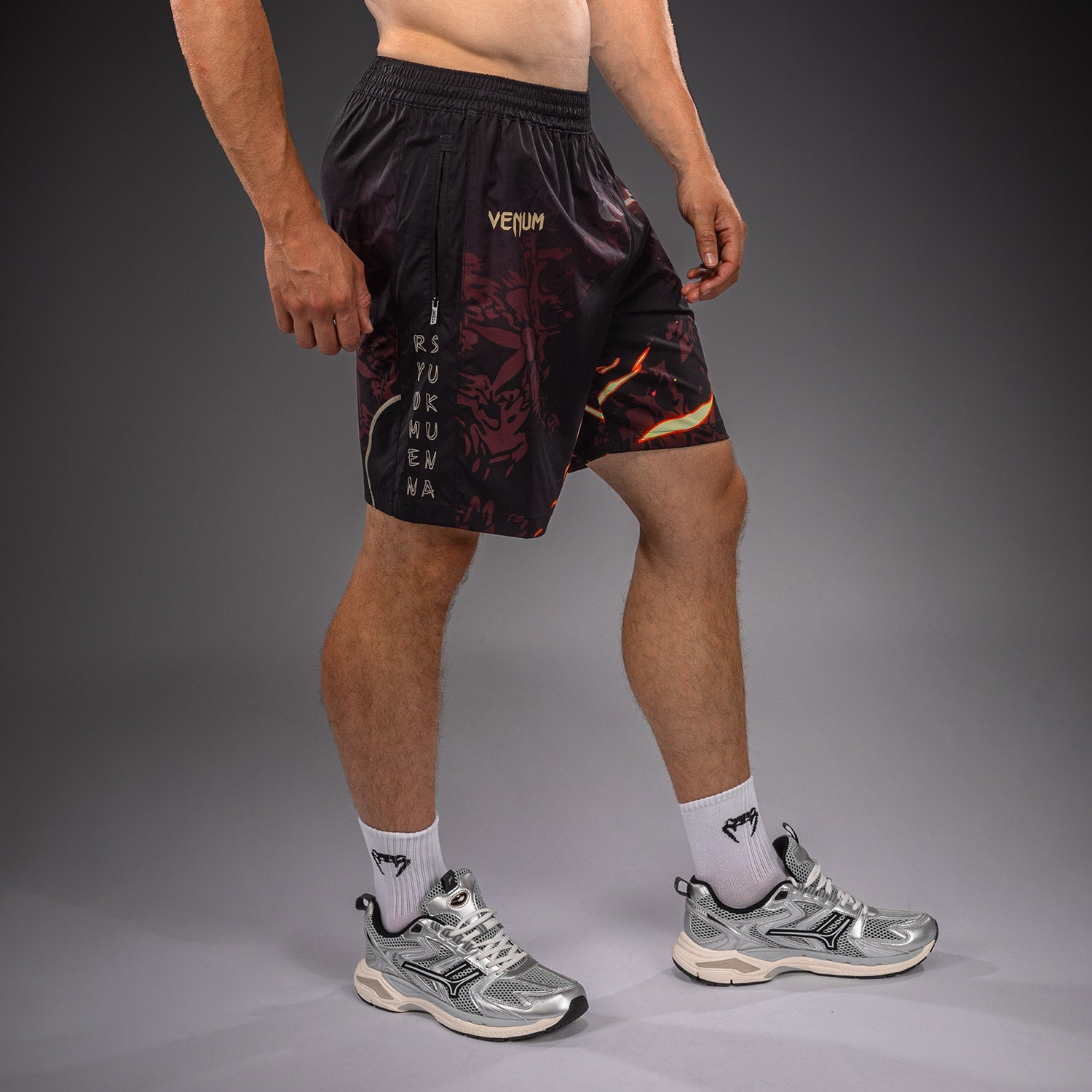 Venum Training shorts Sukuna – Black/Light beige