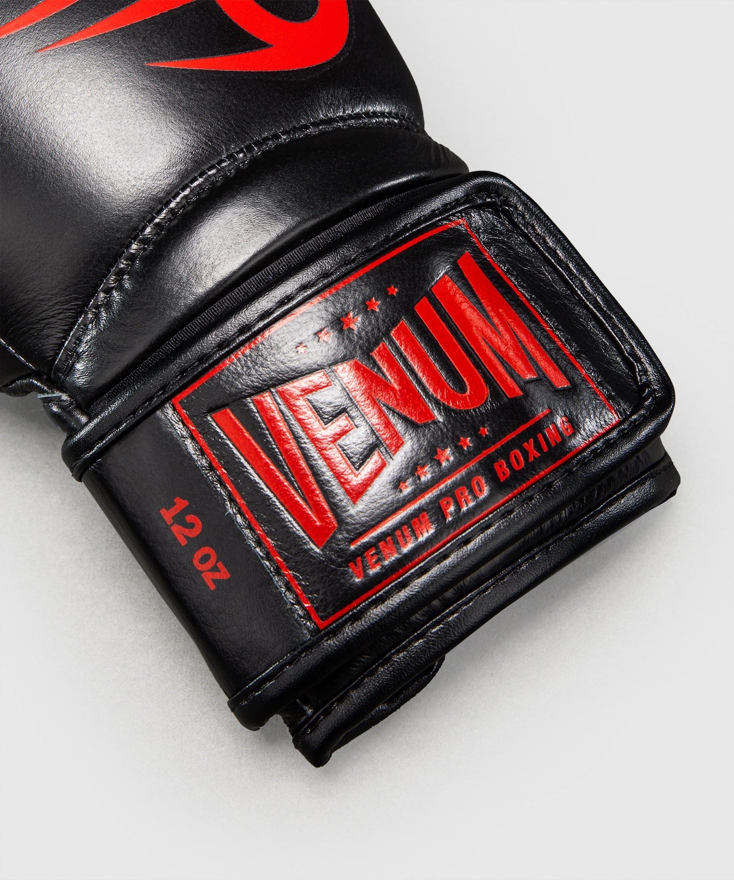 Venum x Mike Tyson Boxing gloves Giant 2.0 - Black/Red