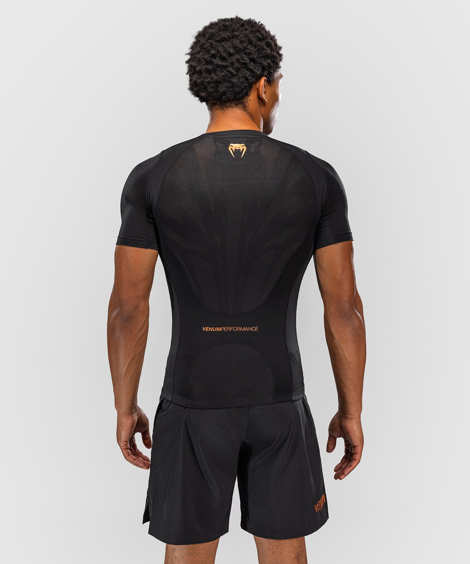 Rashguard Venum G-Fit Revolution Manga Corta – Negro/Cobre