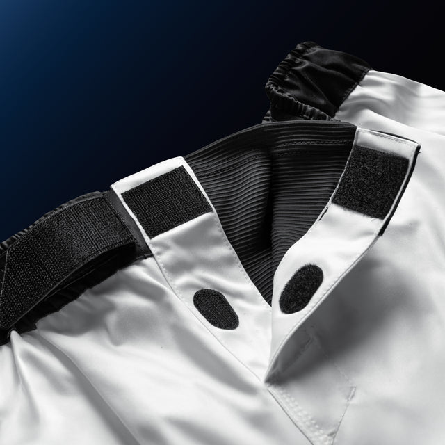 Hayabusa MMA Shorts Apex Long - Off-White