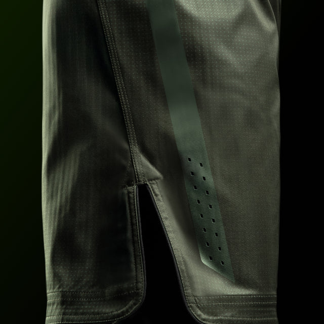 Hayabusa MMA Shorts Core Long - Dark Green