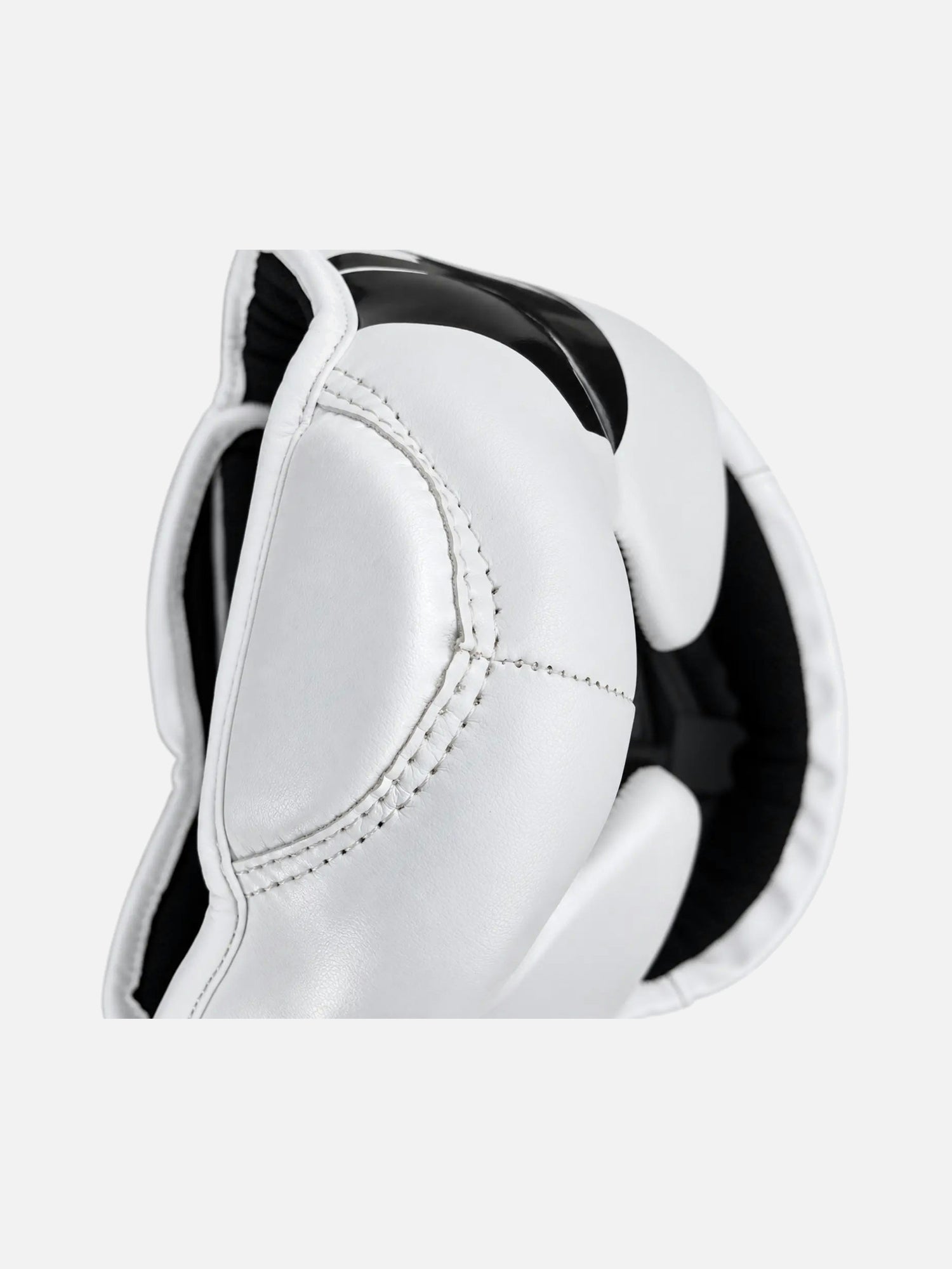 8 WEAPONS Head guard Unlimited 2.0 – White/Black