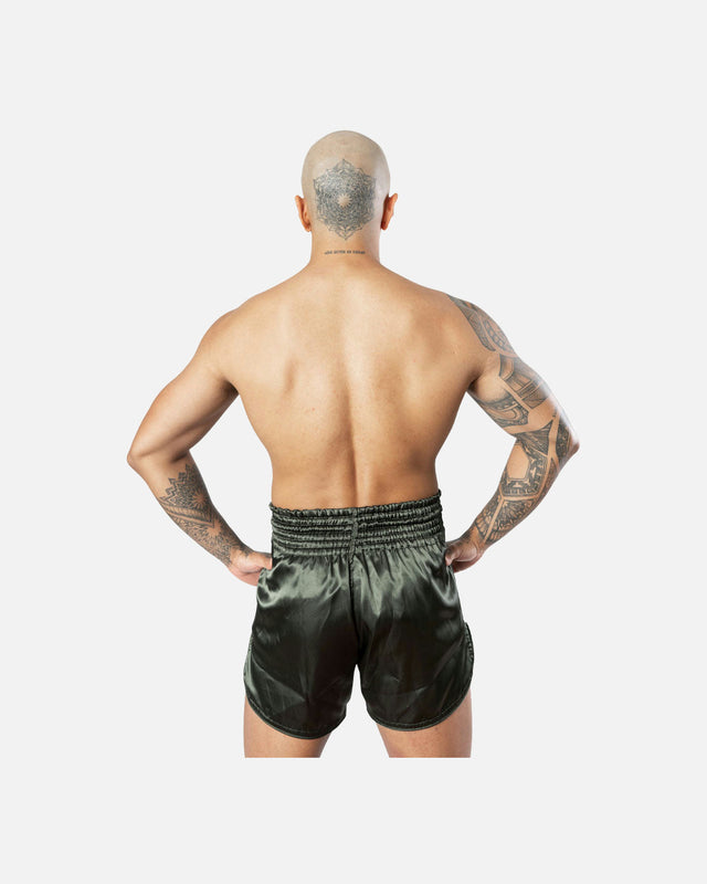 8 WEAPONS Muay Thai Shorts Strike – Olive