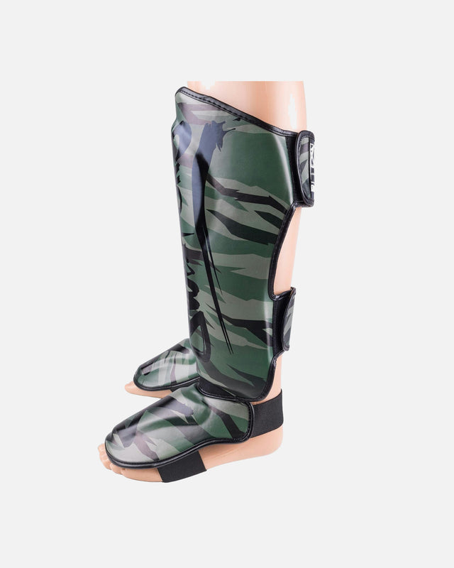 8 WEAPONS Shin guards Unlimited 2.0 – Woodland Camo