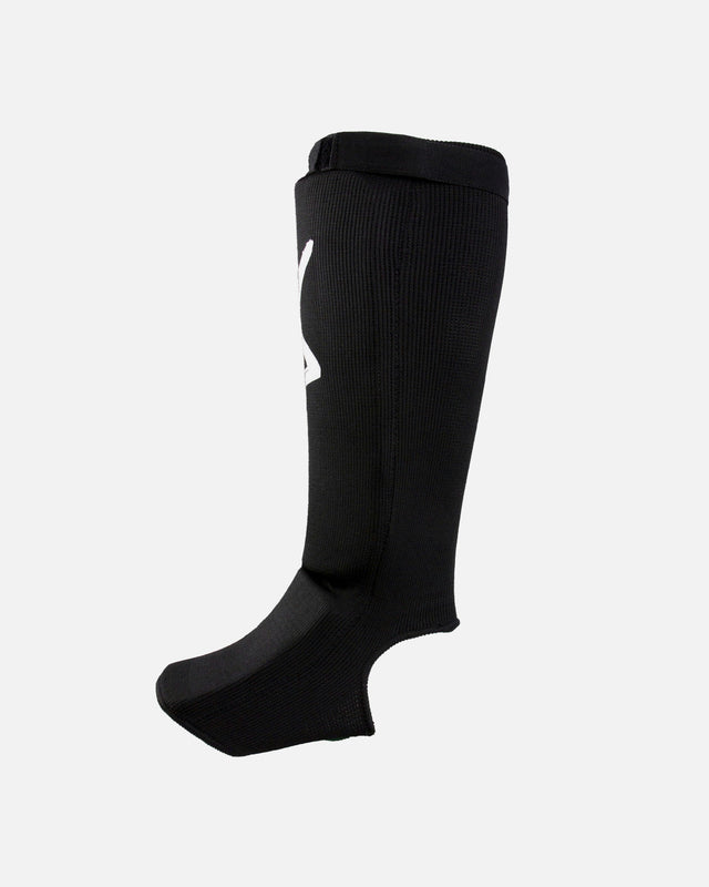 8 WEAPONS Shin guards S8 – Black