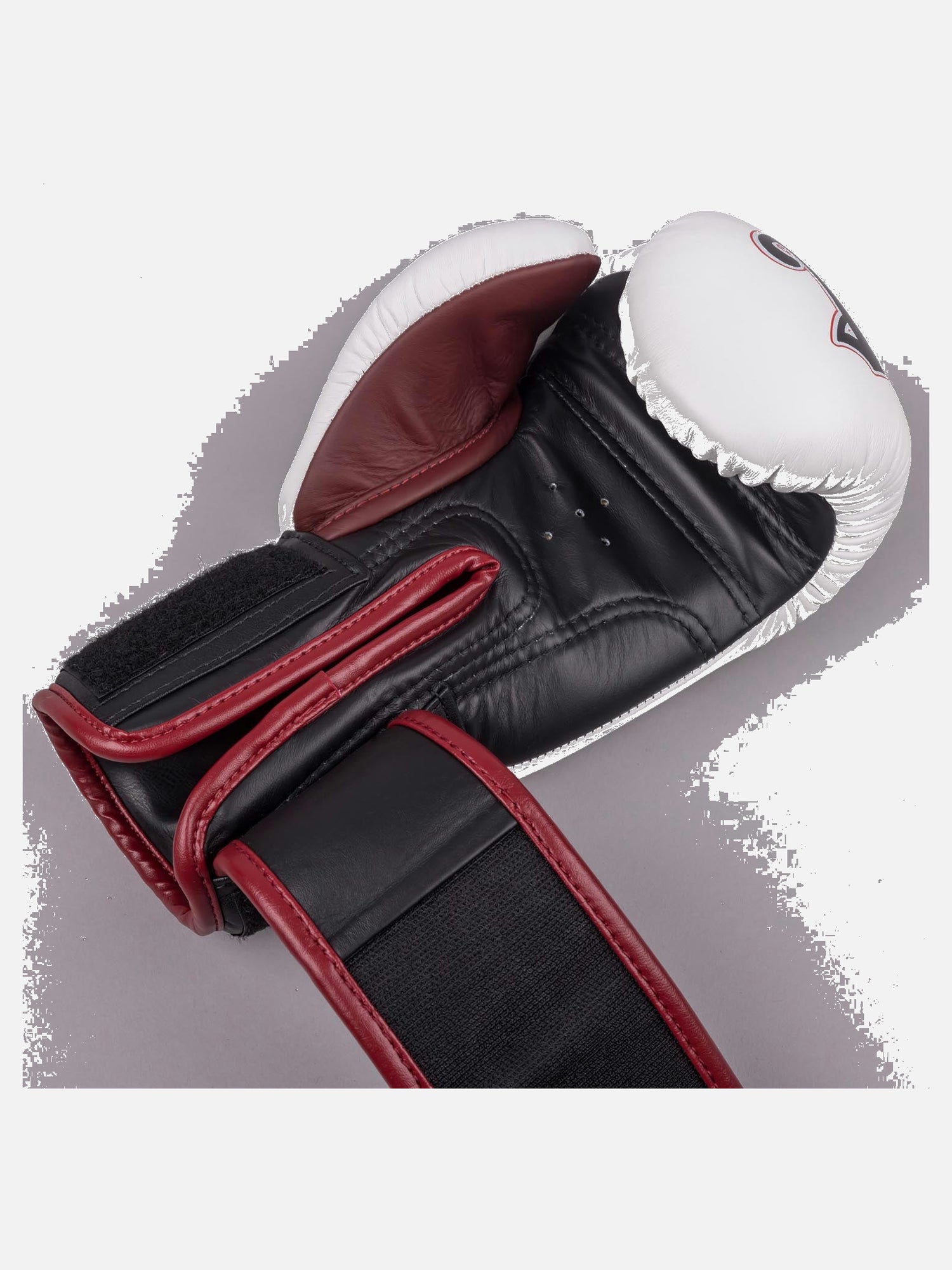 8 WEAPONS Boxing gloves Bangkok – White/Black