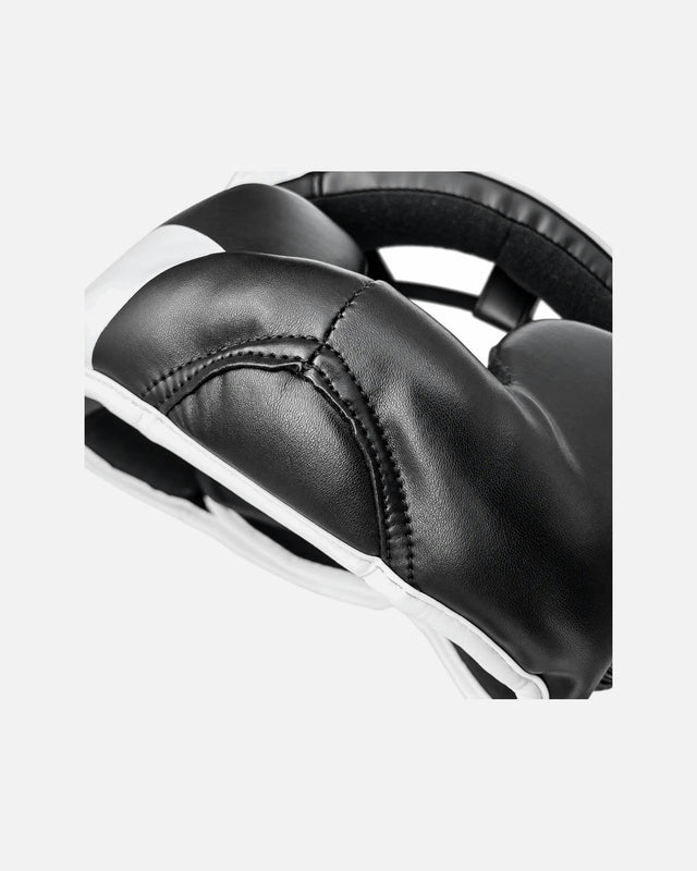 8 WEAPONS Head Guard Unlimited 2.0 – Black/White