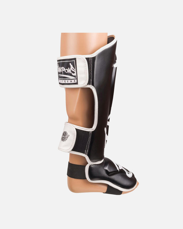 8 WEAPONS Shin guards Unlimited 2.0 – Black/White