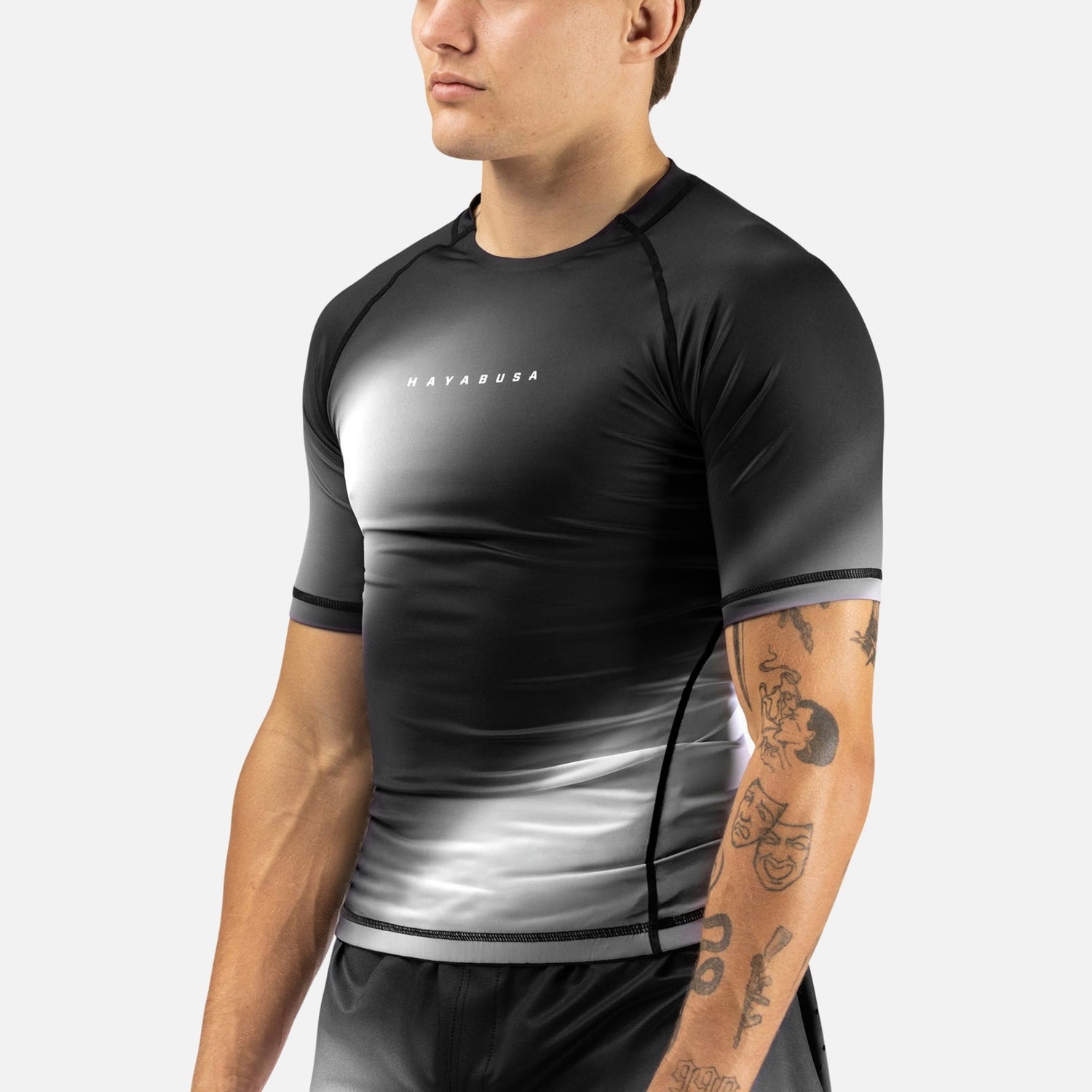 Hayabusa Rashguard Apex Nova Short Sleeves – Grey