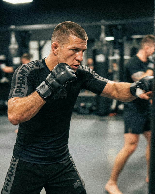 Phantom Athletics Rashguard EVO Apex Korte Mouwen - Zwart/Grijs