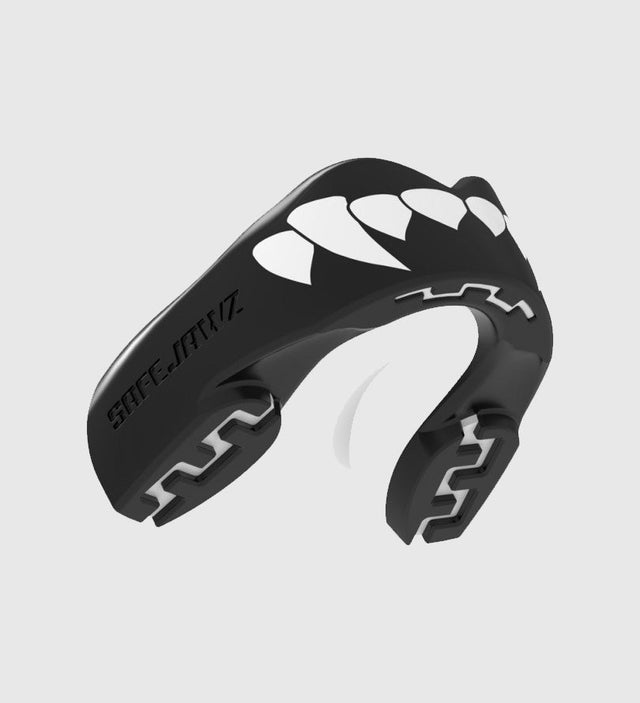 Safejawz Mouthguard Extro Dracula – Black/White