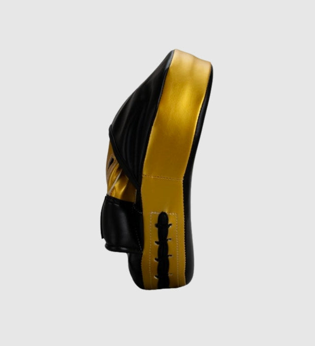 Super Pro Focus mitts Curved Artificial leather – Black/Gold – Kick & punch pads