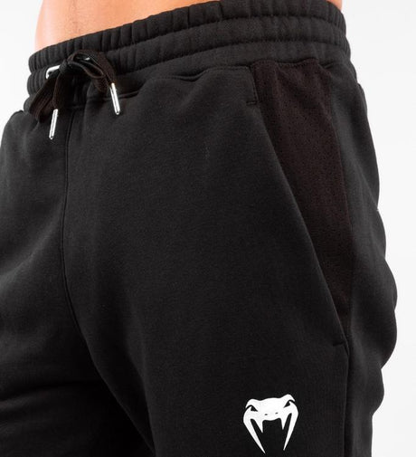 UFC Venum Training pants – Black/White – Shorts