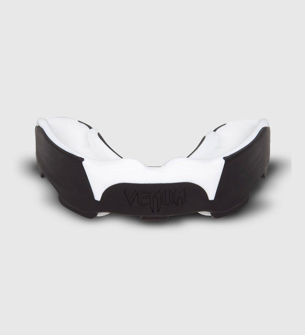Venum Mouthguard Predator - Black/White