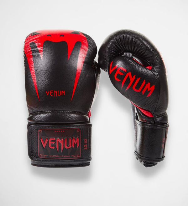 Venum Boxing gloves Giant 3.0 – Black/Red