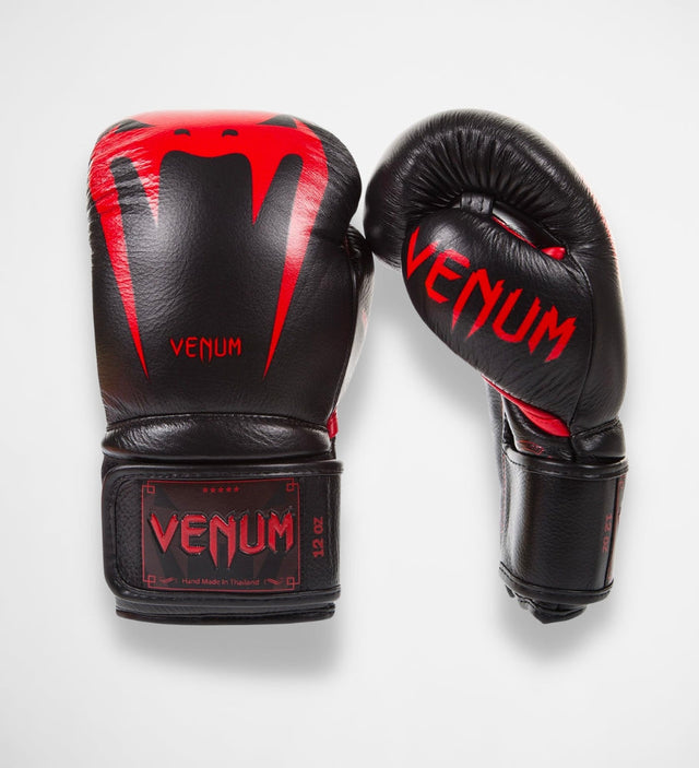 Venum Boxing gloves Giant 3.0 - Black/Red - Boxing gloves