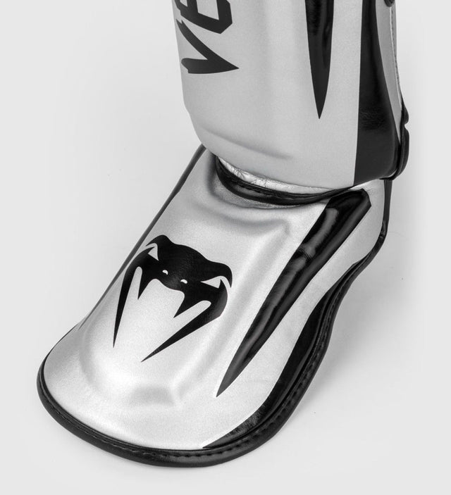Venum Shin guards Elite – Silver/Black – Shin guards