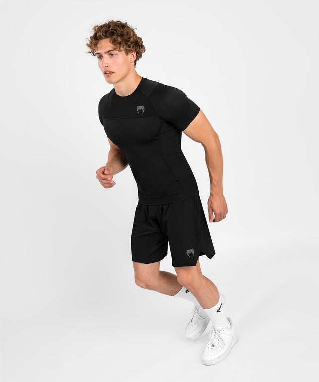 Venum Rashguard G-Fit Air Short Sleeves – Black/Black – T-shirt