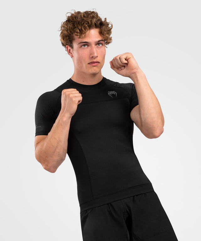 Venum Rashguard G-Fit Air Short Sleeves – Black/Black – T-shirt