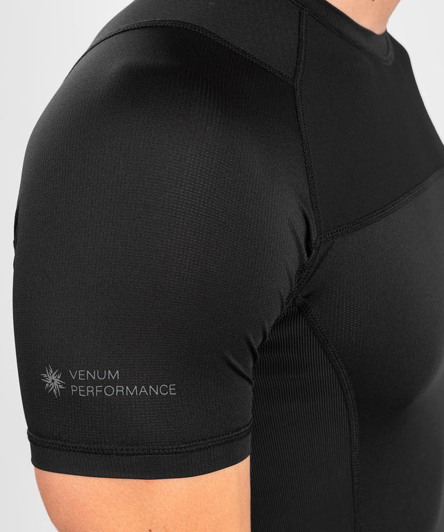 Venum Rashguard G-Fit Air Short Sleeves – Black/Black – T-shirt