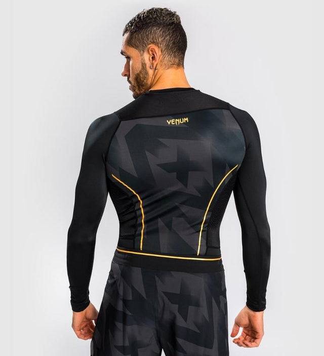 Venum Rashguard Razor Long Sleeves – Black/Gold – Rashguard